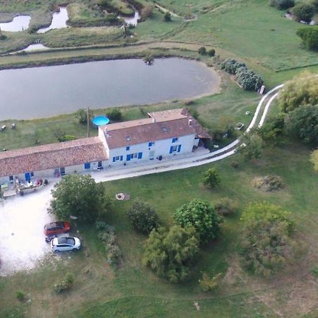 Bed and Breakfast Moulin De Mauzac Saint-Just-Luzac Экстерьер фото
