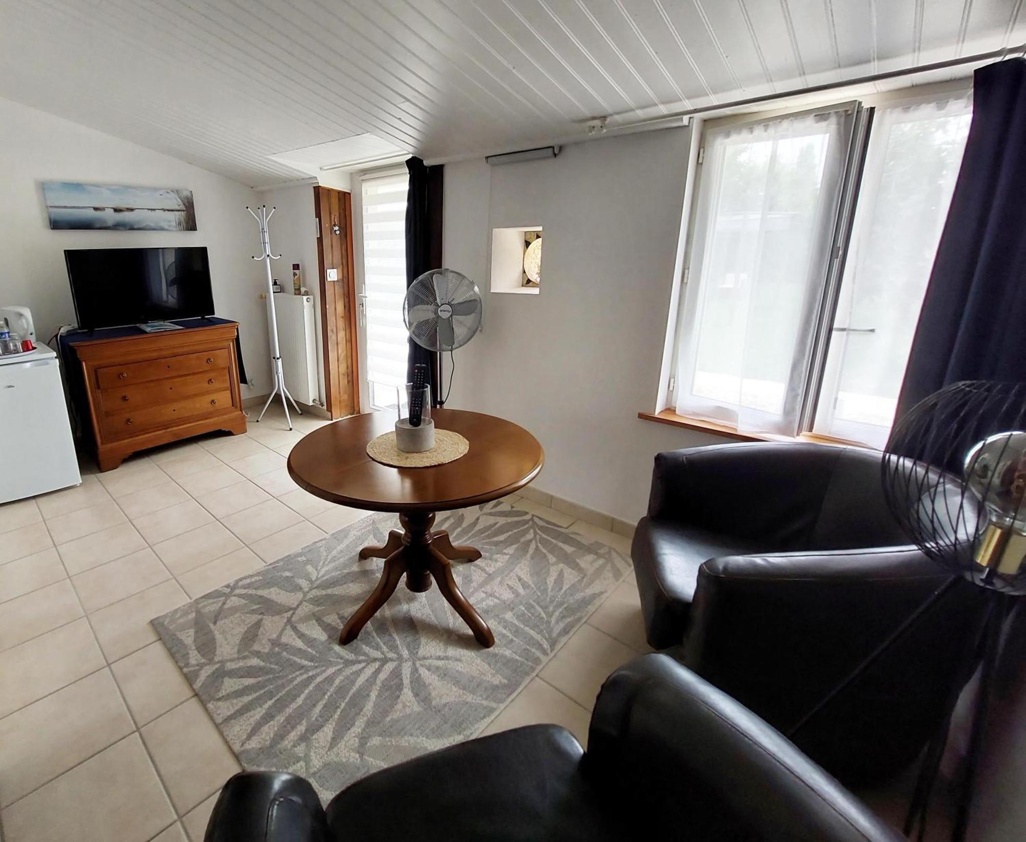 Bed and Breakfast Moulin De Mauzac Saint-Just-Luzac Экстерьер фото